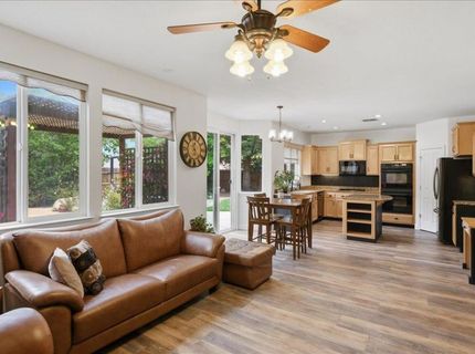 6070 Orchard View Dr, Elk Grove, CA 95757 Photo