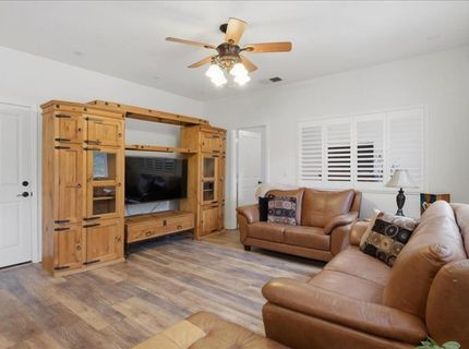 6070 Orchard View Dr, Elk Grove, CA 95757 Photo
