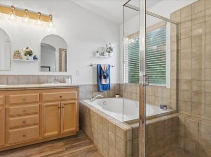 6070 Orchard View Dr, Elk Grove, CA 95757 Photo