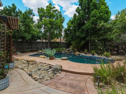 6070 Orchard View Dr, Elk Grove, CA 95757 Photo