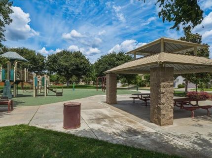 6070 Orchard View Dr, Elk Grove, CA 95757 Photo
