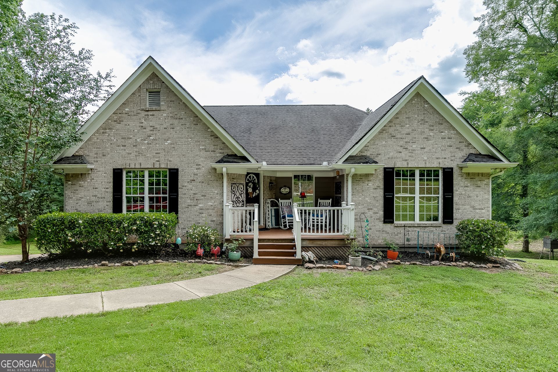 531 Moons Bridge Road, Hoschton, GA 30548 Main Photo
