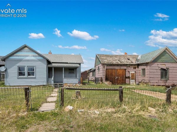 225 W Eaton Avenue, Cripple Creek, CO 80813