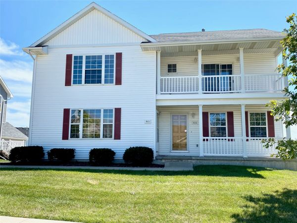 911 SW Springfield Drive , Ankeny, IA 50023