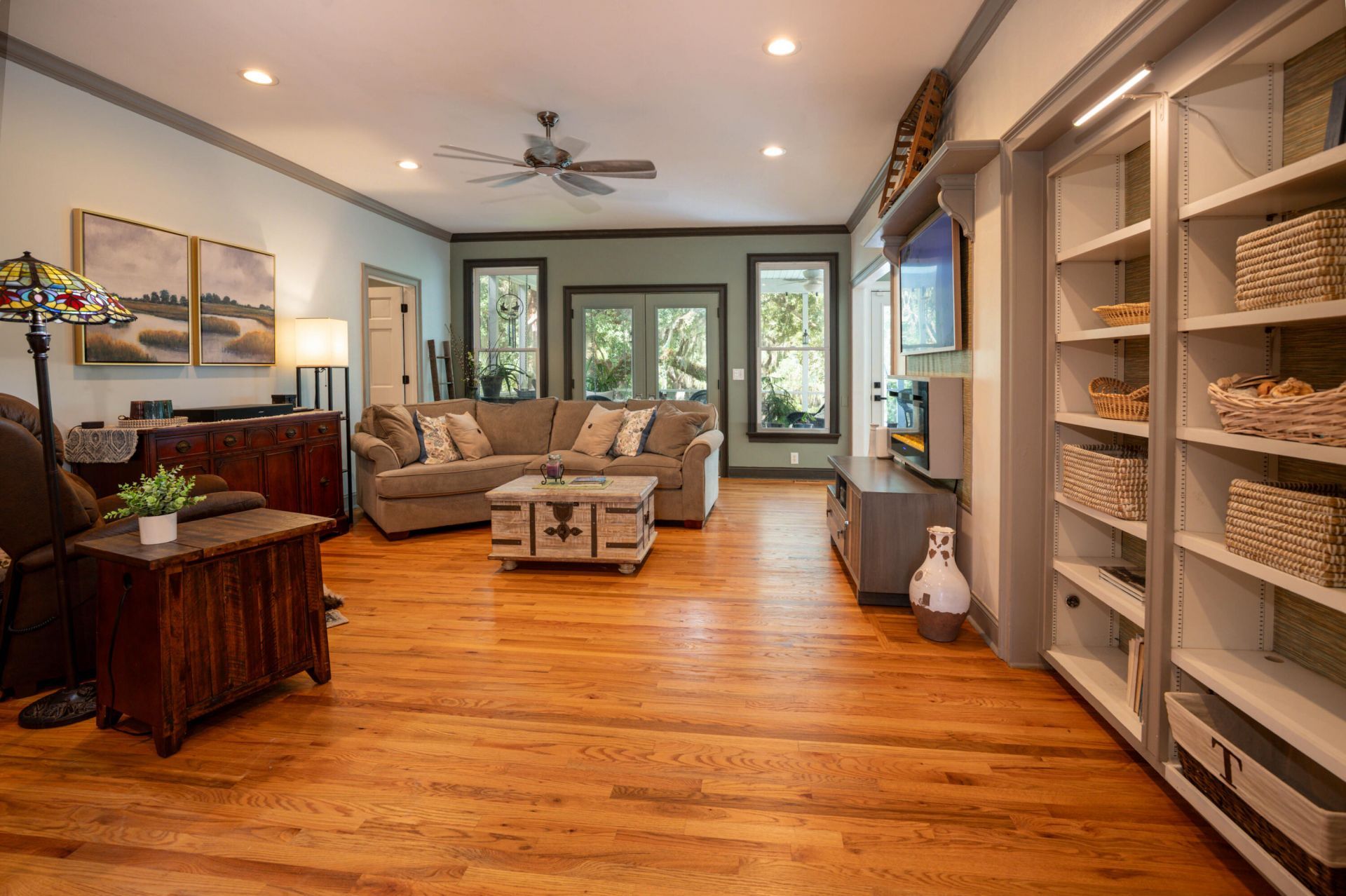 2453 Vaucluse Road Photo 10
