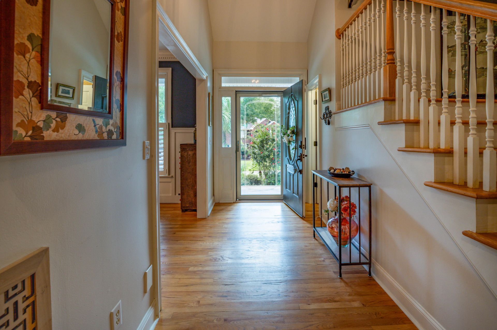 2453 Vaucluse Road Photo 5