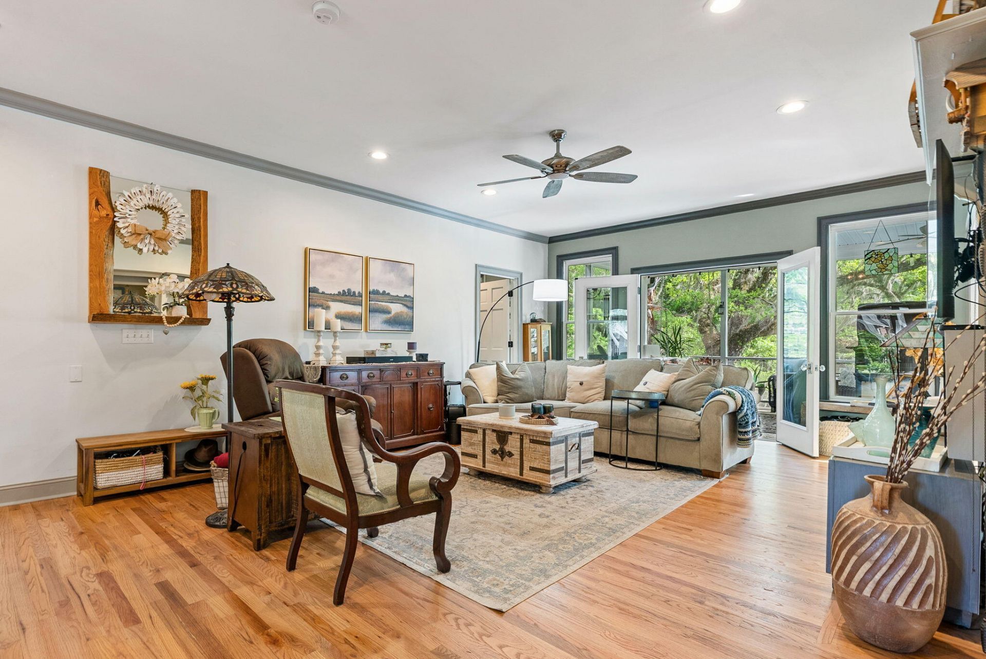 2453 Vaucluse Road Photo 54