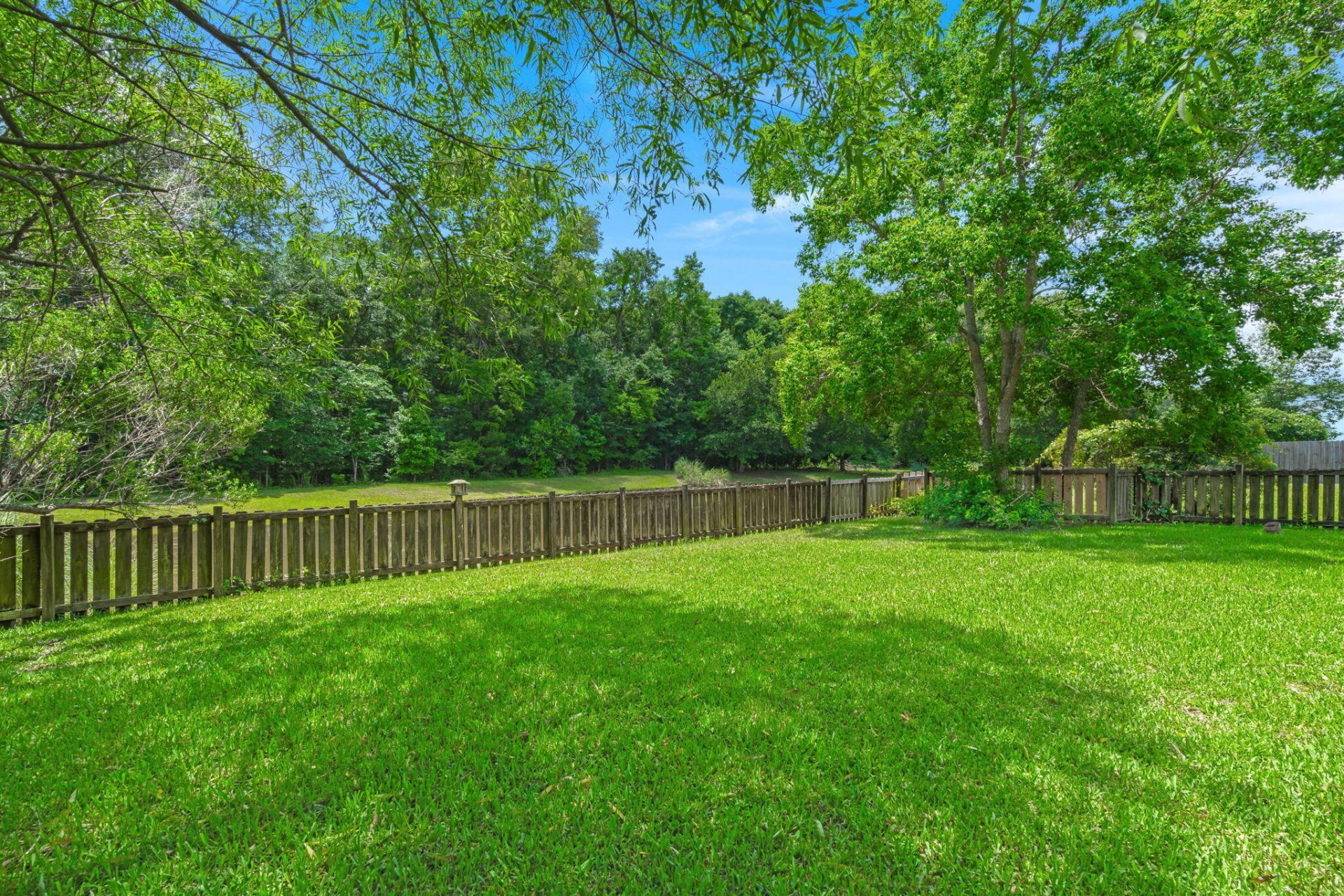 225 Border Road Photo 30