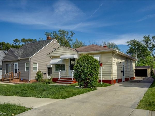 4407 Woodway Avenue, Parma, OH 44134