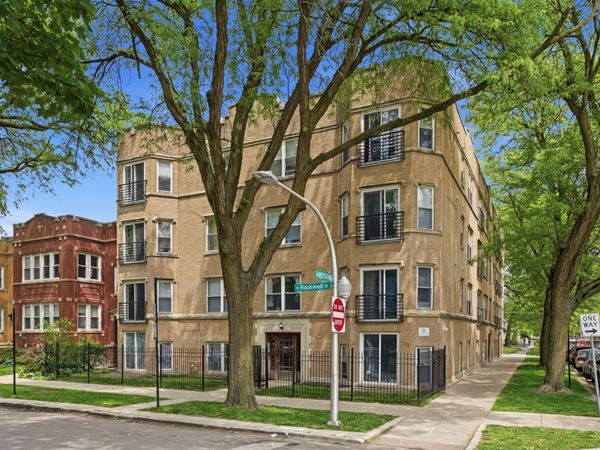 2556 W Rosemont Avenue , Unit 1, Chicago, IL 60659