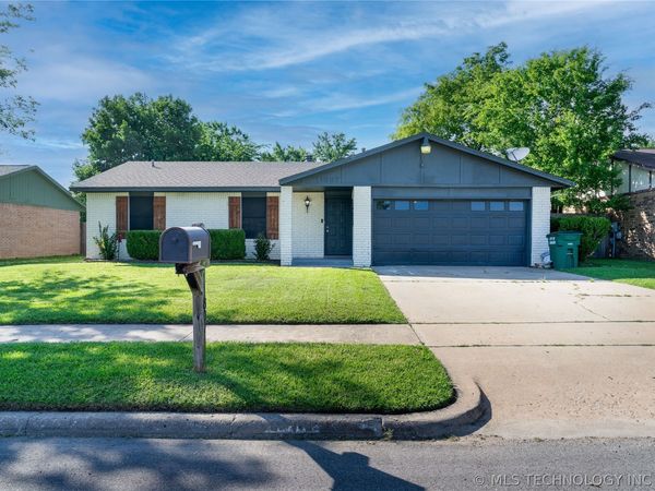 11807 E 80th Street North, Owasso, OK 74055