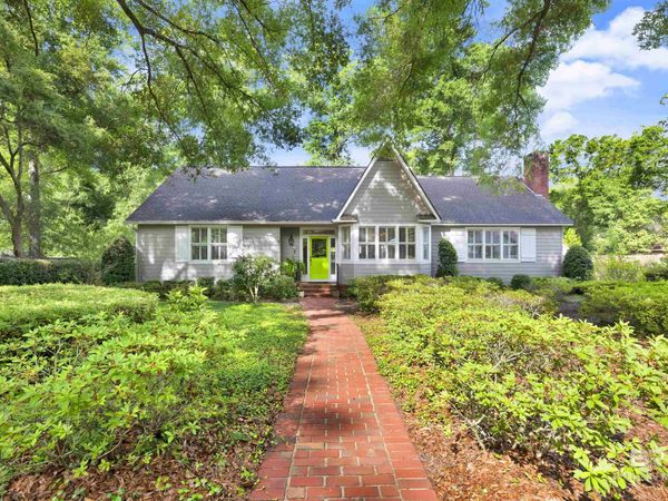 706 Holly Drive, Fairhope, AL 36532