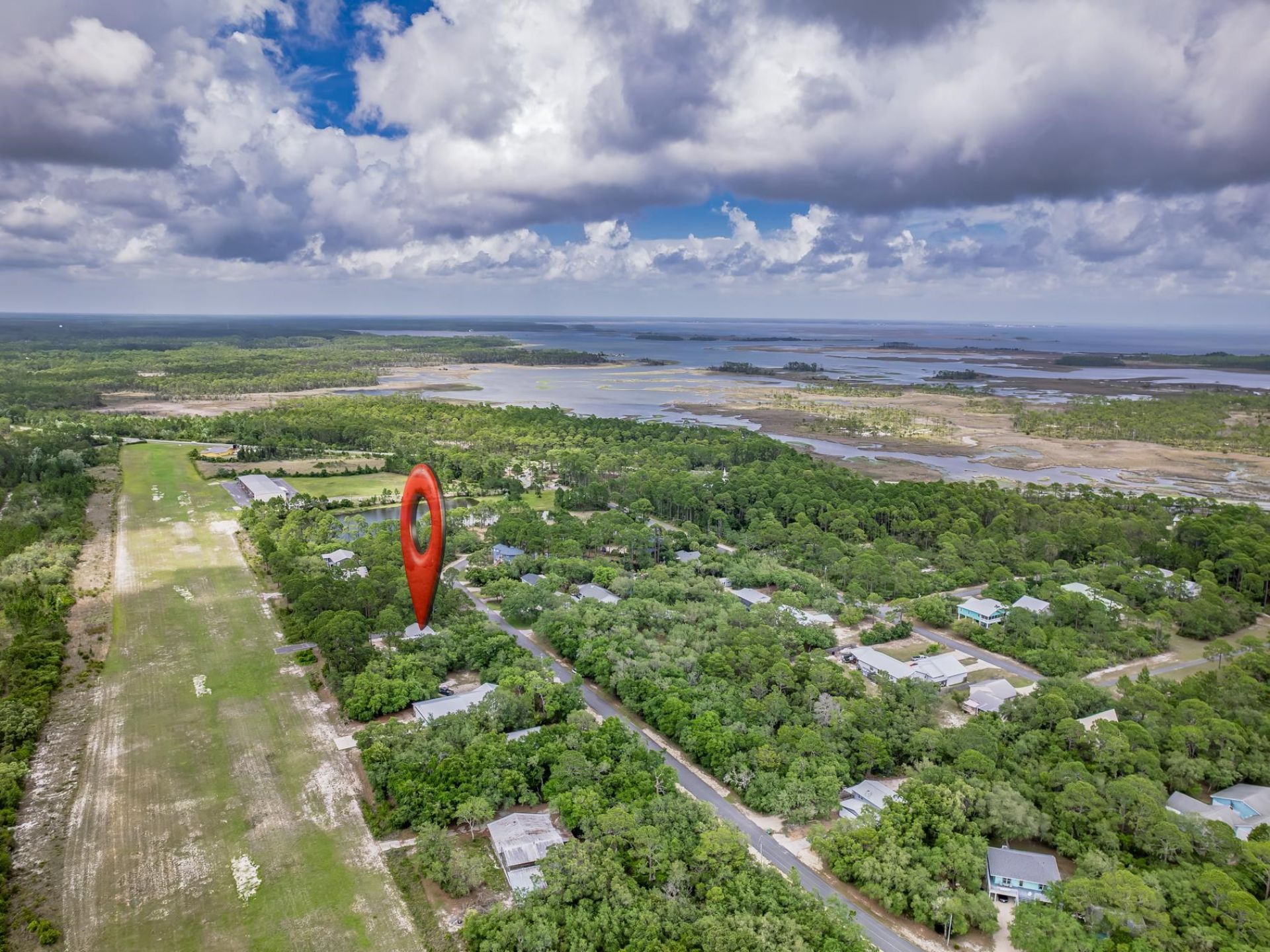 8 Stinson Taxiway , Panacea, FL 32346 Photo