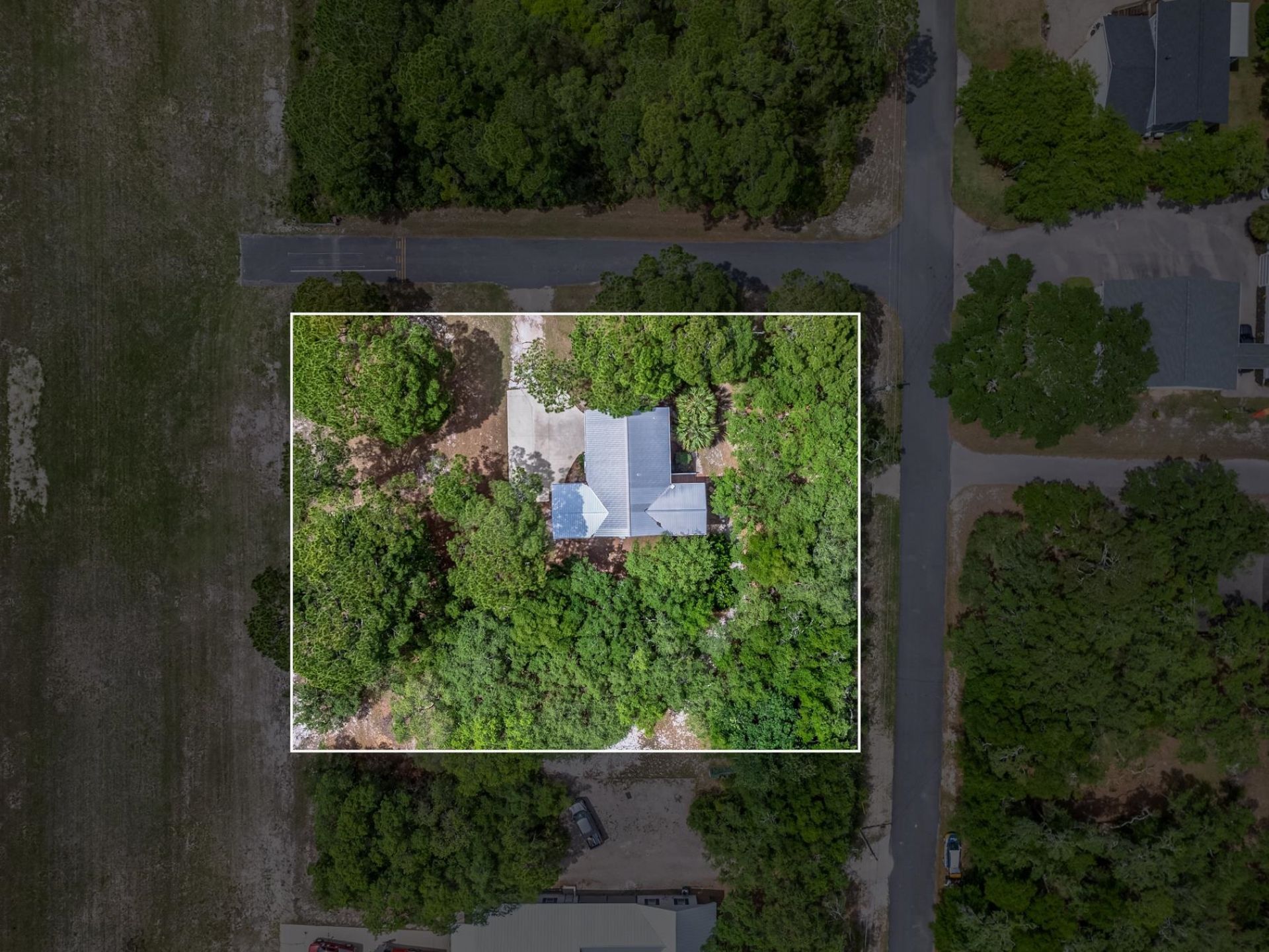8 Stinson Taxiway , Panacea, FL 32346 Photo