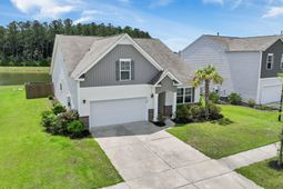 161 Greenwich Drive photo 4