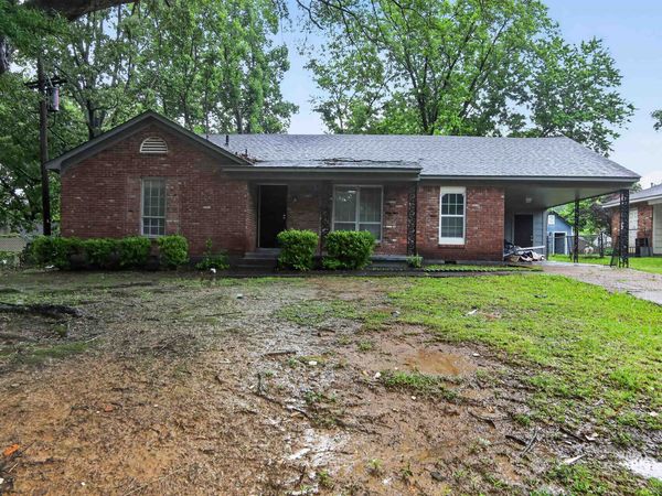 3530 NAYLOR DR, Memphis, TN 38128
