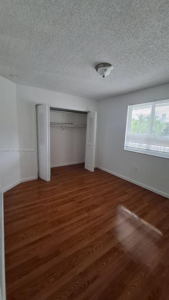 6950 Miami Gardens Dr , Unit 2-201, Hialeah, FL 33015 Photo