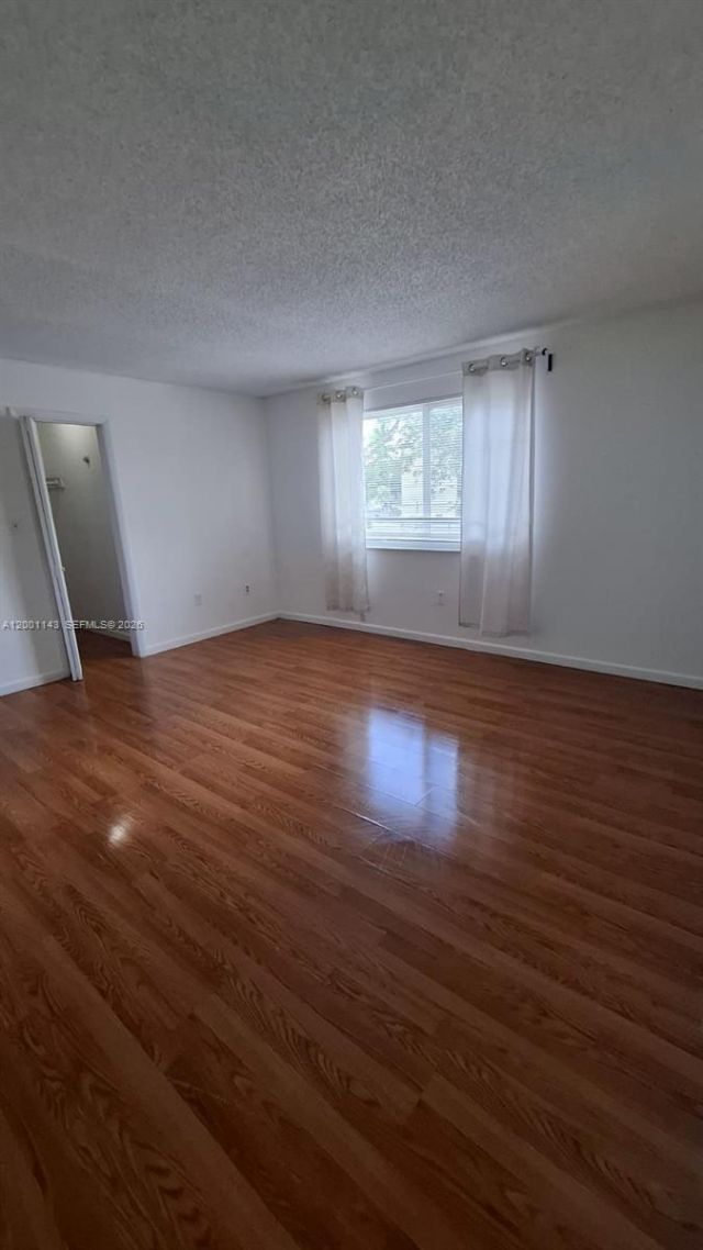 6950 Miami Gardens Dr , Unit 2-201, Hialeah, FL 33015 Photo