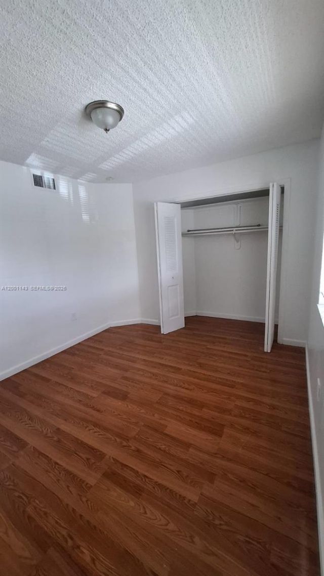 6950 Miami Gardens Dr , Unit 2-201, Hialeah, FL 33015 Photo