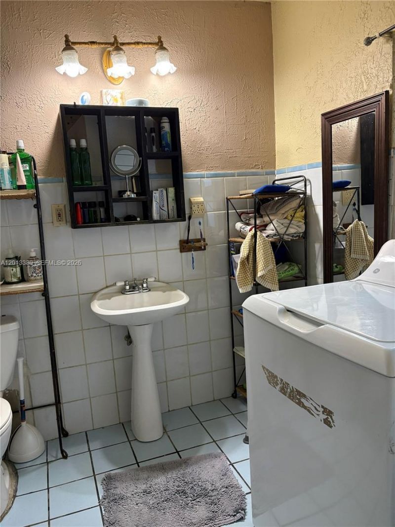 5930 SW 44th Ter , Miami, FL 33155 Photo