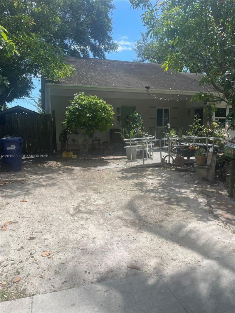 5930 SW 44th Ter , Miami, FL 33155 Photo