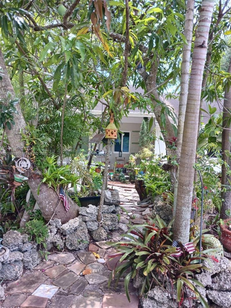 5930 SW 44th Ter , Miami, FL 33155 Photo