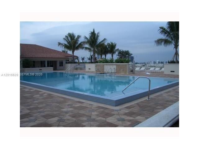 19900 E Country Club Dr , Unit 804, Aventura, FL 33180 Photo