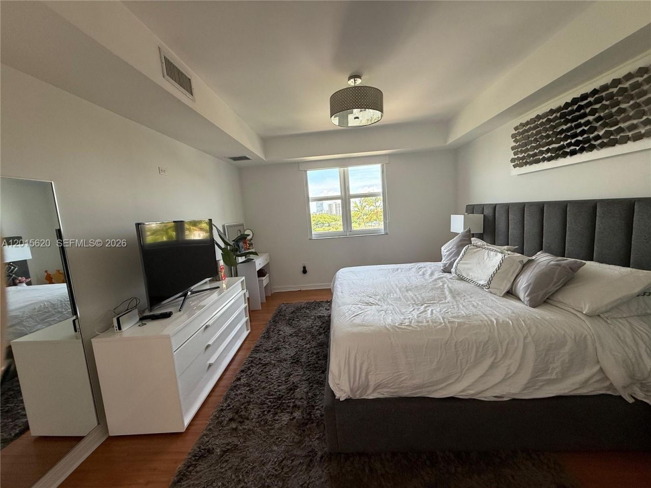 19900 E Country Club Dr , Unit 804, Aventura, FL 33180 Photo