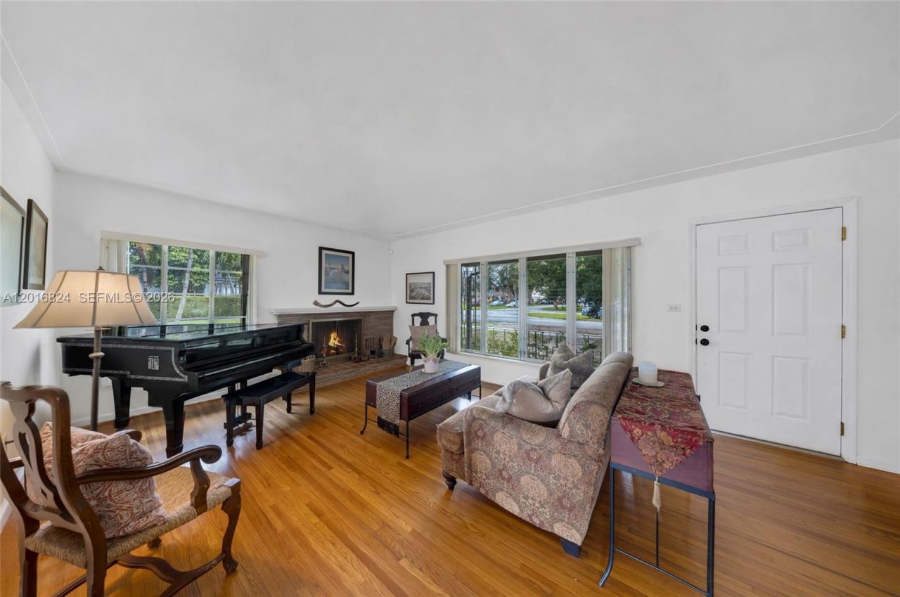 400 Morningside Dr, Miami Springs, FL 33166 Photo
