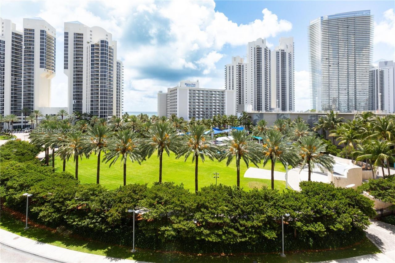 19370 Collins Ave , Unit 621, Sunny Isles Beach, FL 33160 Photo