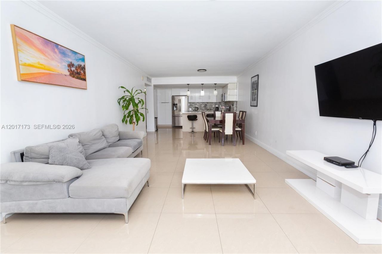 19370 Collins Ave , Unit 621, Sunny Isles Beach, FL 33160 Photo