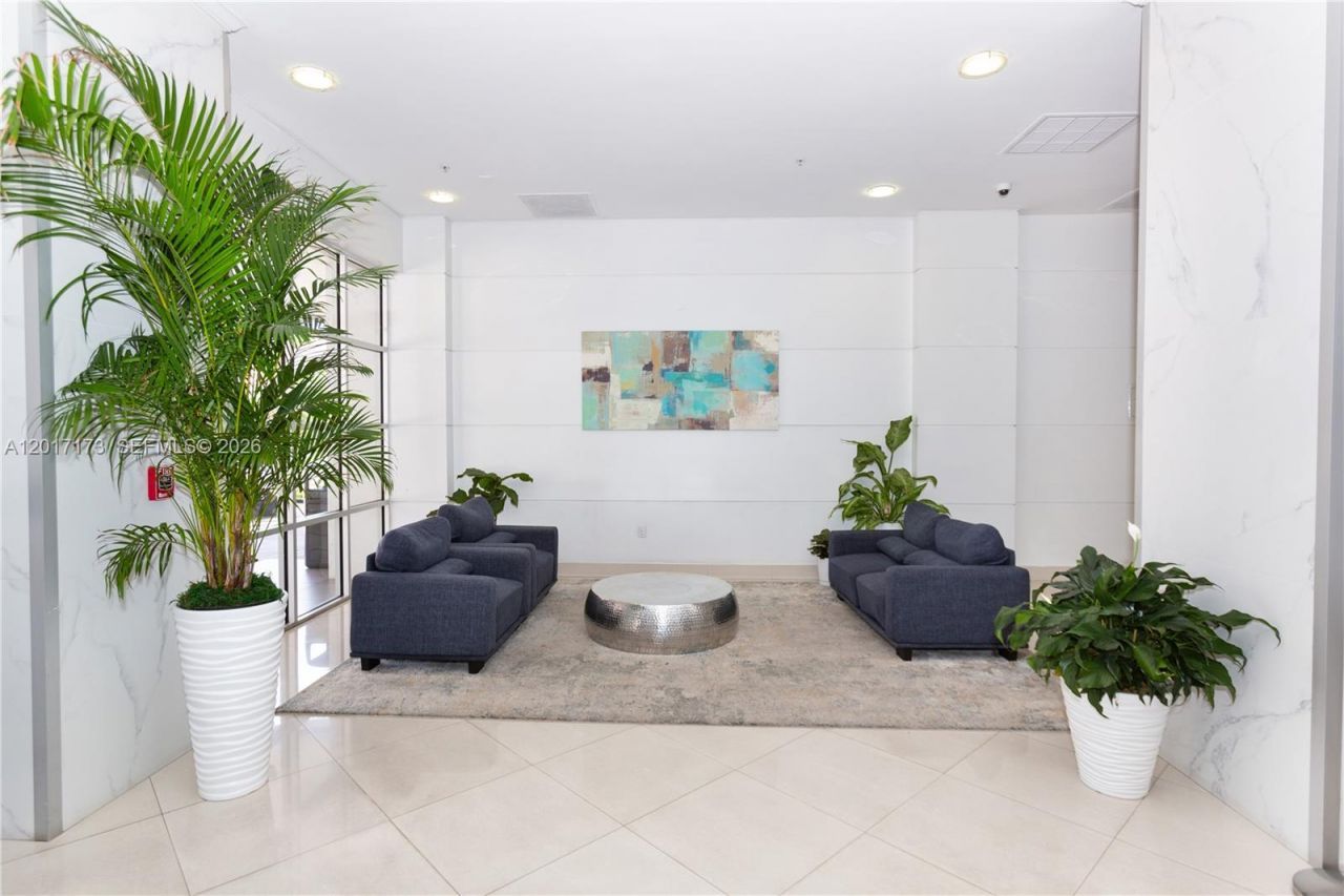 19370 Collins Ave , Unit 621, Sunny Isles Beach, FL 33160 Photo