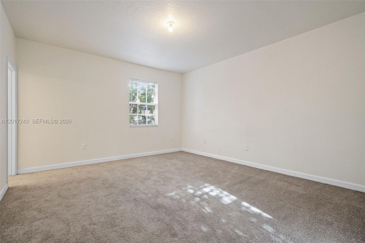 9243 SW 170th Ave , Miami, FL 33196 Photo