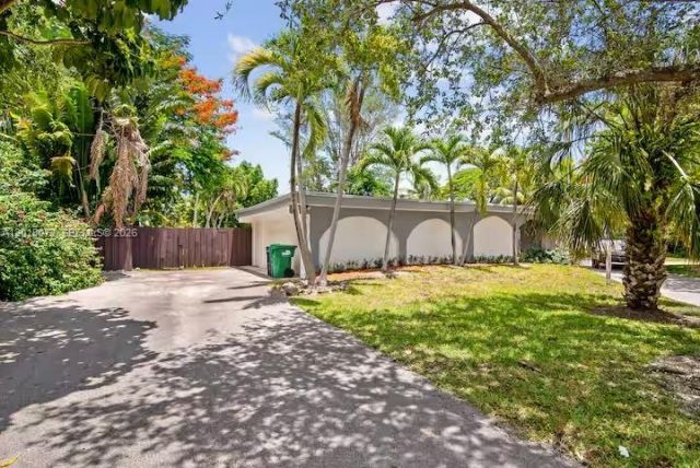 13325 SW 84th Ave , Pinecrest, FL 33156 Photo