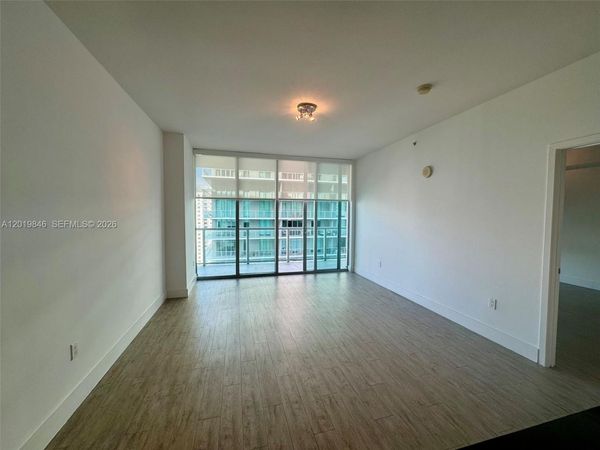 79 SW 12th St, Unit 3509-S, Miami, FL 33130