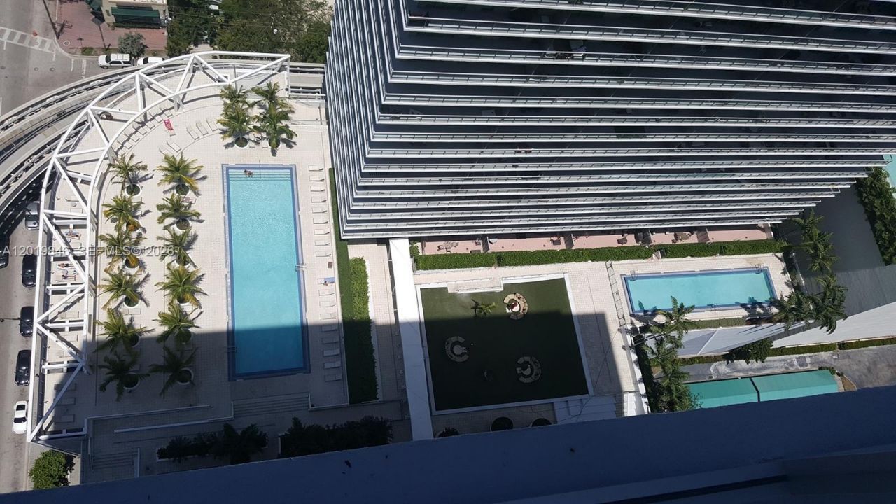 79 SW 12th St, Unit 3509-S, Miami, FL 33130 Photo