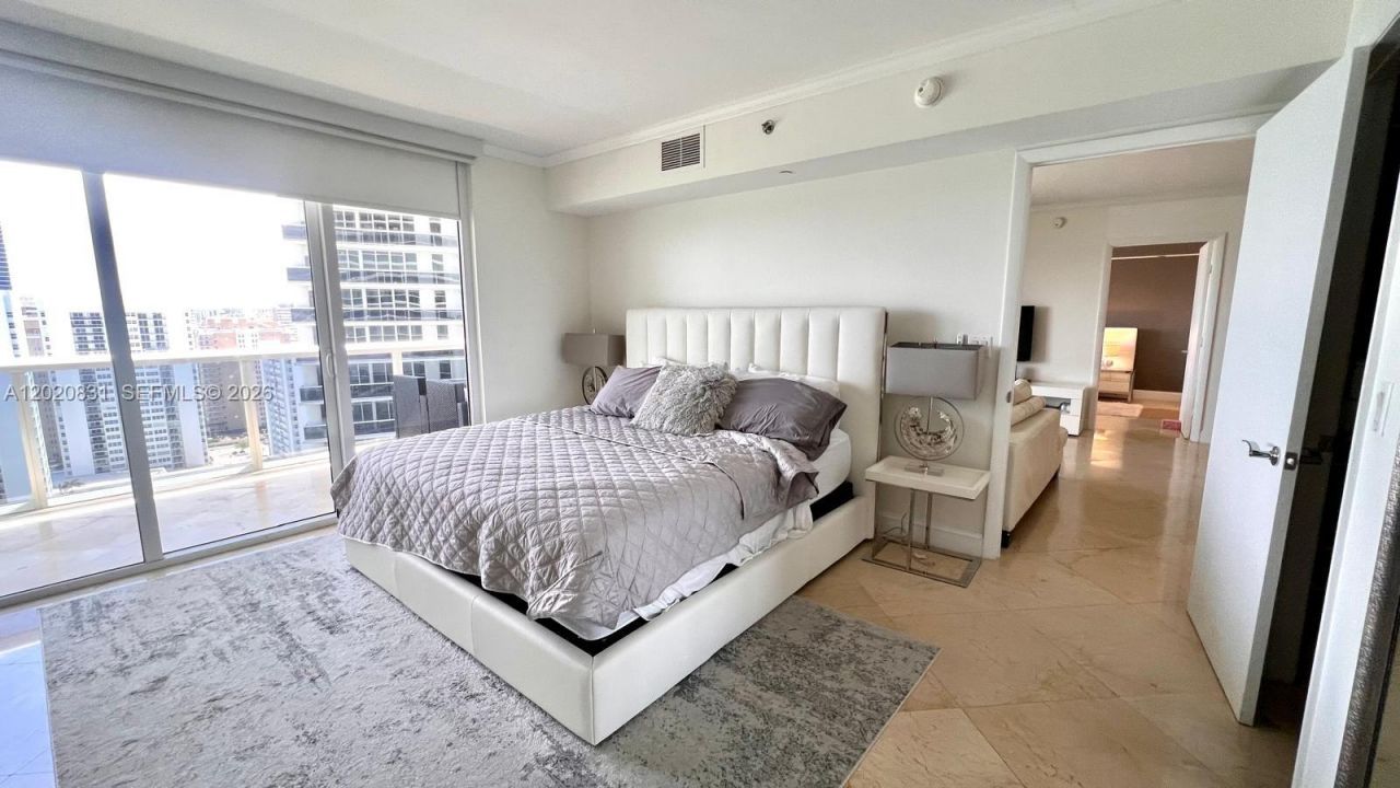 1830 S Ocean Dr , Unit 2204, Hallandale Beach, FL 33009 Photo