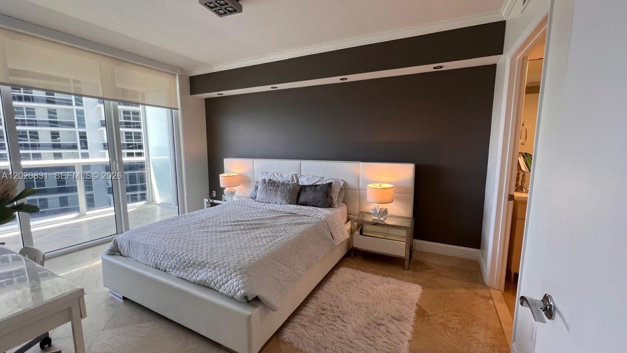 1830 S Ocean Dr , Unit 2204, Hallandale Beach, FL 33009 Photo