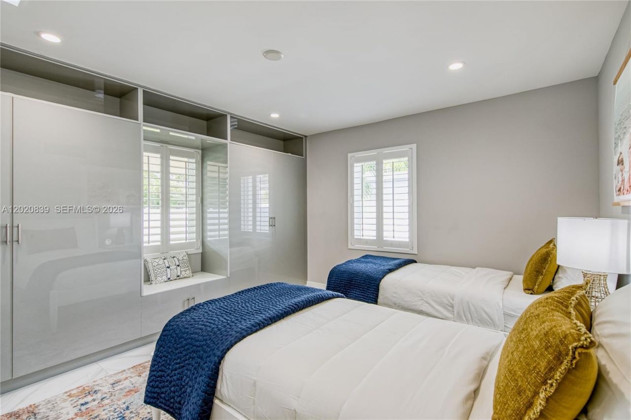 1239 Washington St, Unit 1239, Hollywood, FL 33019 Photo