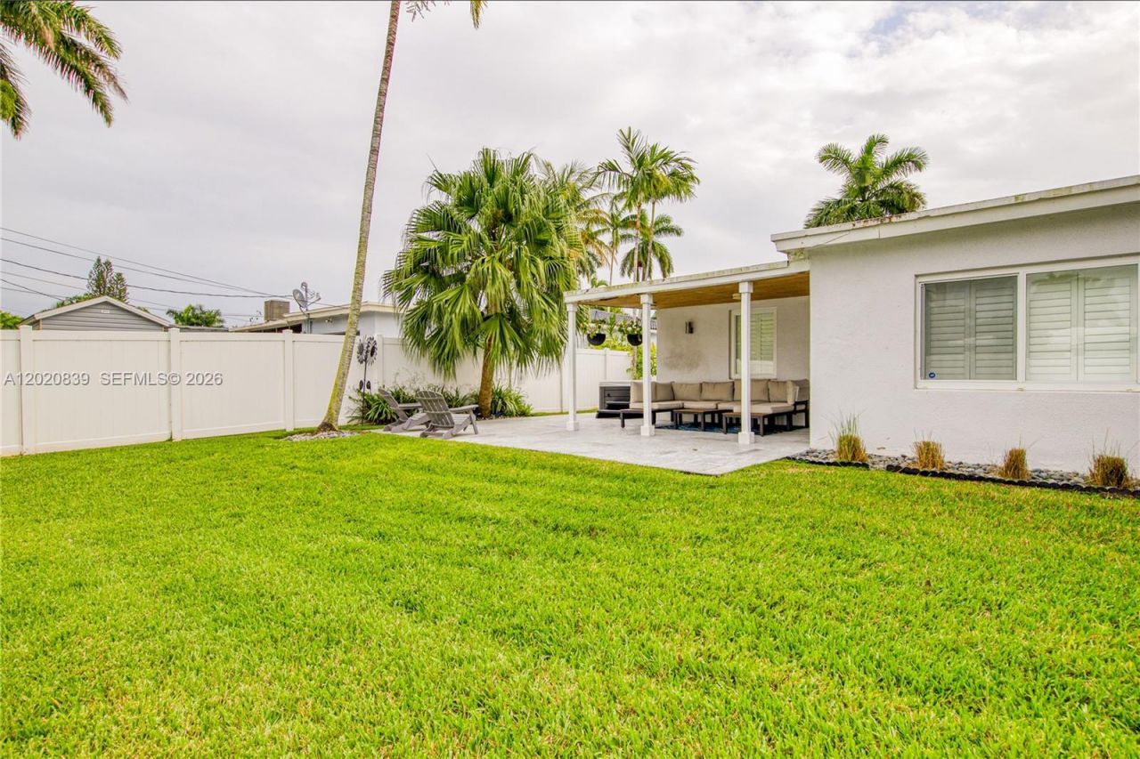 1239 Washington St, Unit 1239, Hollywood, FL 33019 Photo