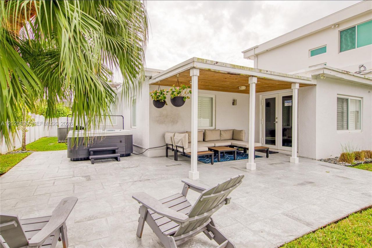 1239 Washington St, Unit 1239, Hollywood, FL 33019 Photo