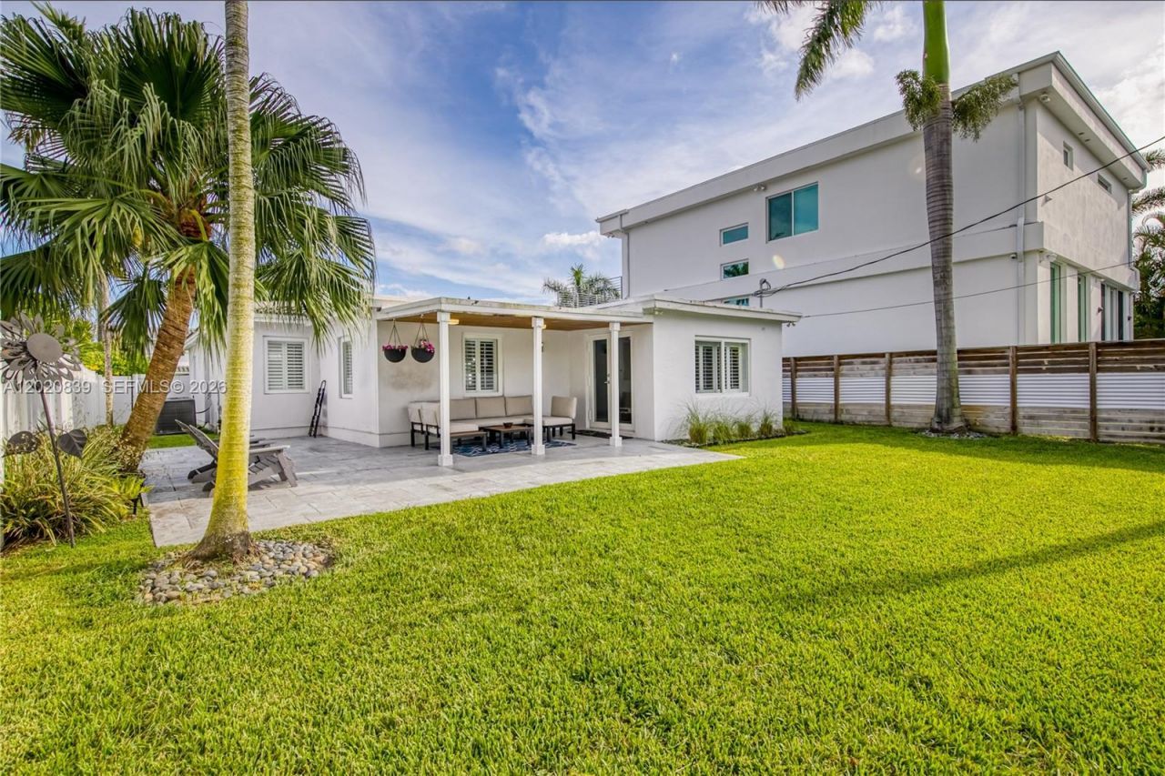 1239 Washington St, Unit 1239, Hollywood, FL 33019 Photo