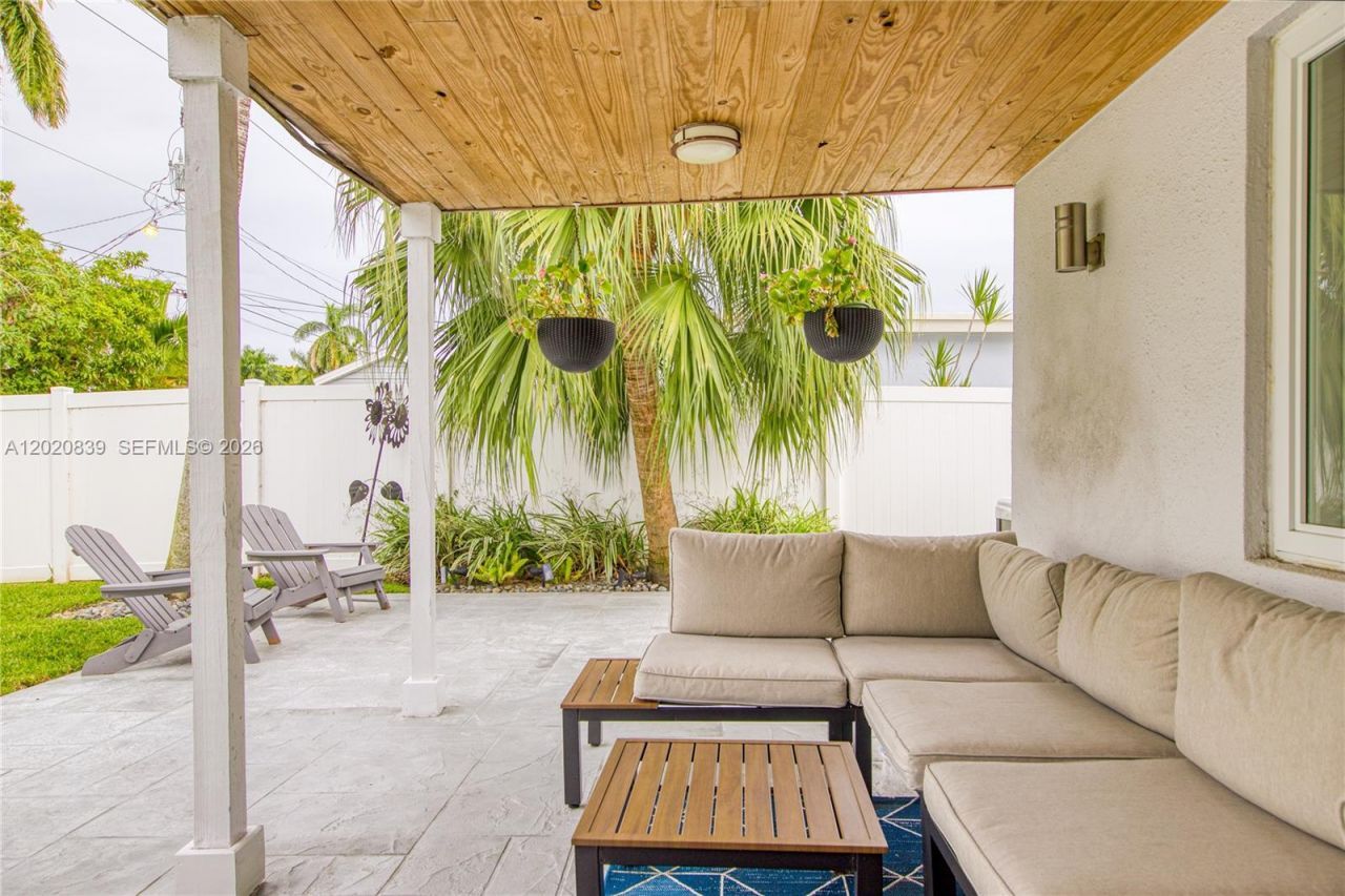 1239 Washington St, Unit 1239, Hollywood, FL 33019 Photo