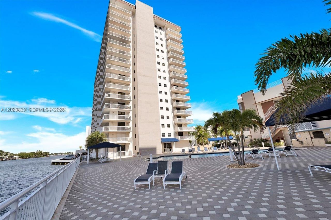 1239 Washington St, Unit 1239, Hollywood, FL 33019 Photo
