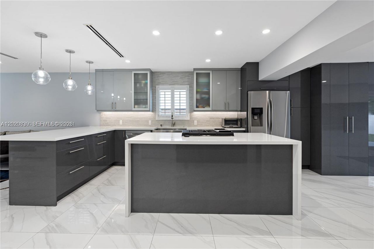 1239 Washington St, Unit 1239, Hollywood, FL 33019 Photo