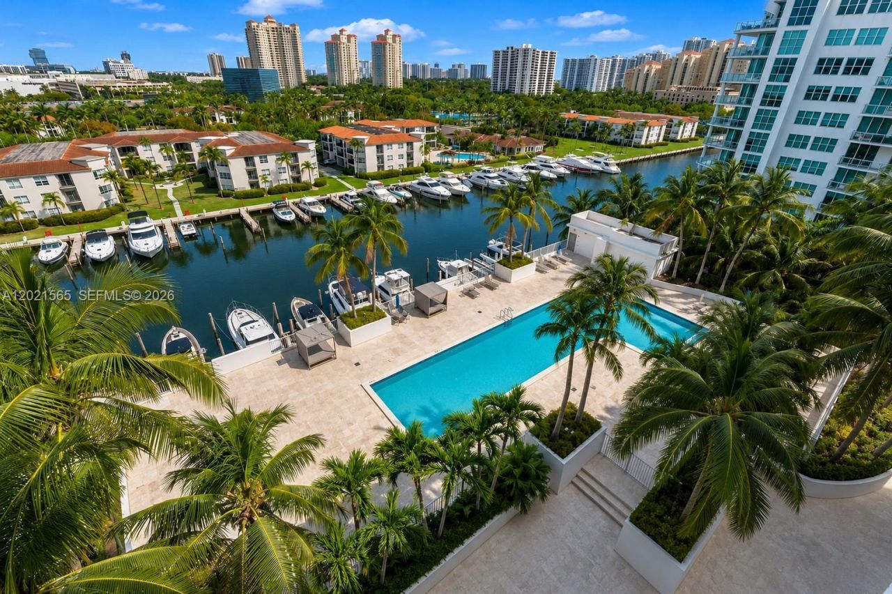 3029 NE 188th St , Unit 819, Aventura, FL 33180 Photo