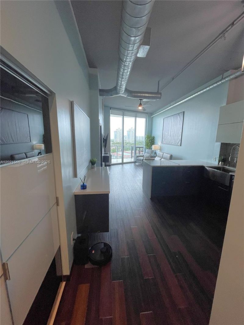 3029 NE 188th St , Unit 819, Aventura, FL 33180 Photo