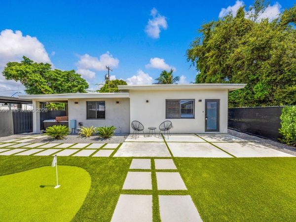 111 NW 53rd St , Miami, FL 33127