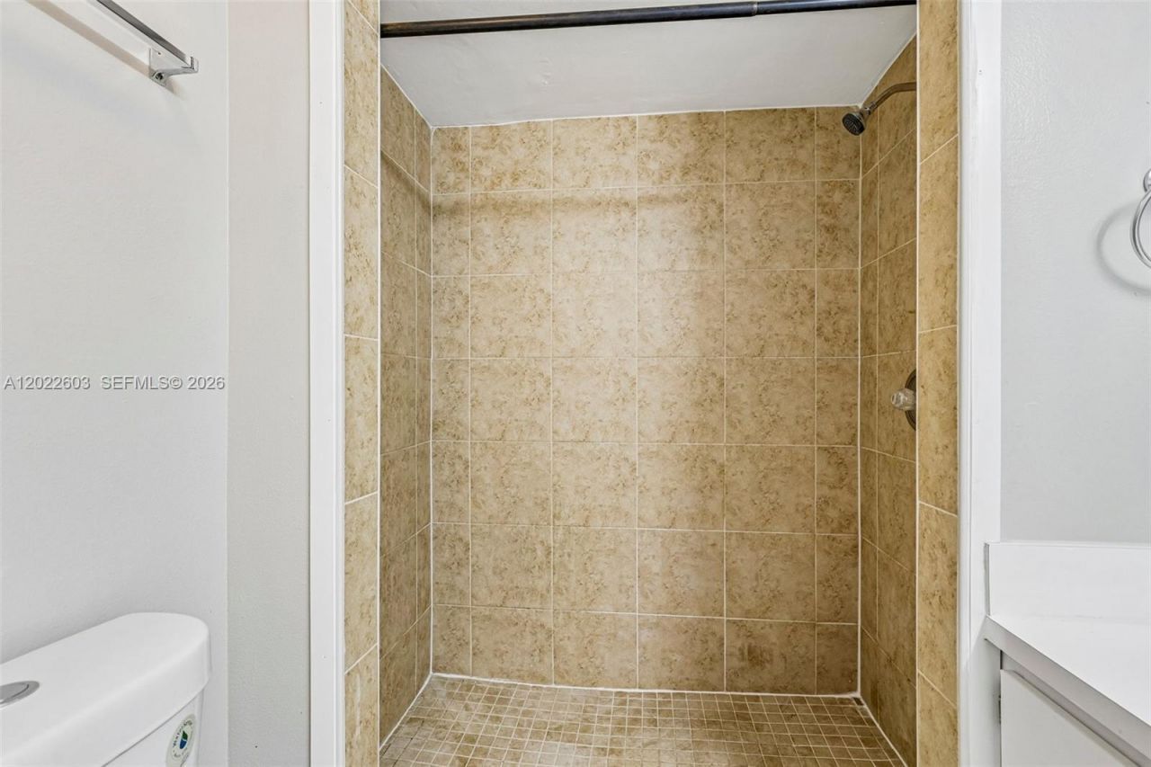 4011 Palm Bay Cir , Unit A, West Palm Beach, FL 33406 Photo