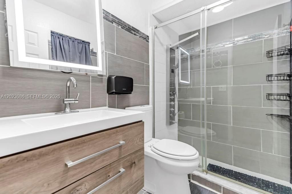 11641 NW 42nd St , Sunrise, FL 33323 Photo